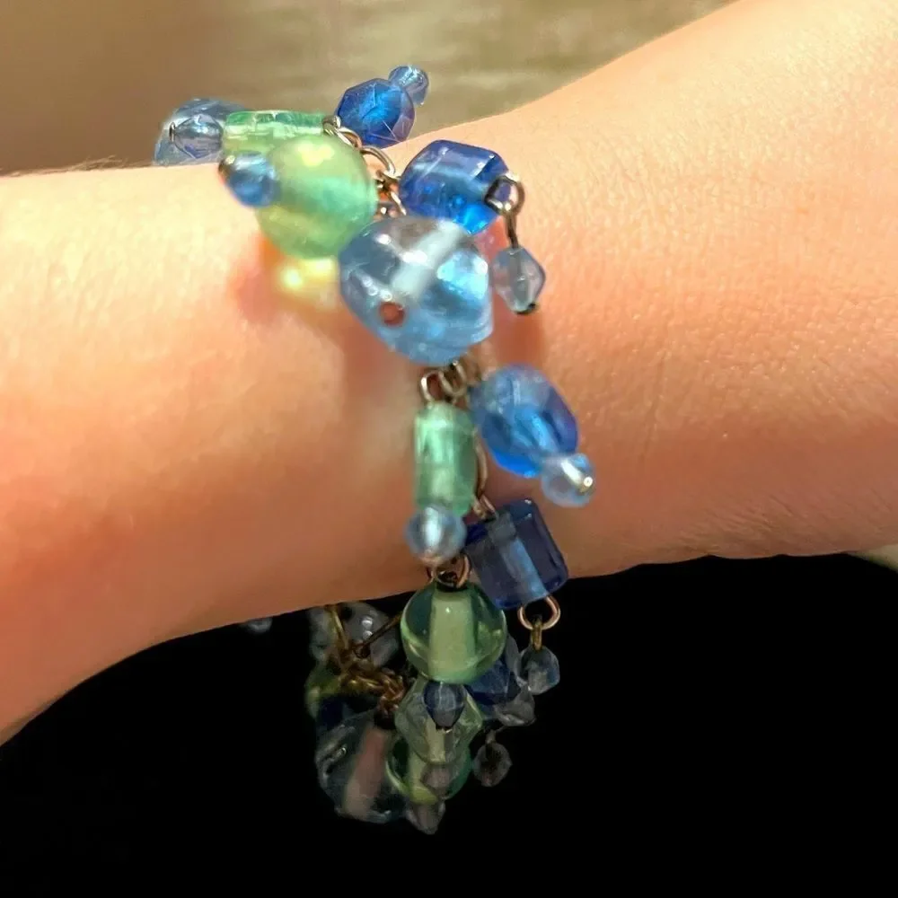 7-inch Silver Tone Toggle Bracelet with Green and Blue Crystals Spring